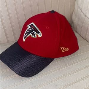 Atlanta Falcons New Era Hat Gold Outlines